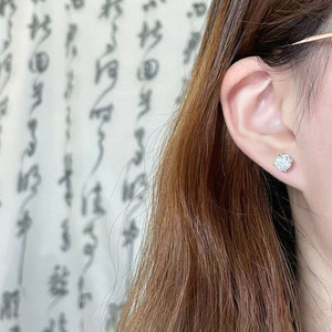 <span class=keywords><strong>Pendientes</strong></span> de Oro Blanco de 18K con Diamantes Cultivados en Laboratorio, Corte Brillante Redondo, Doble Cuatro Puntas, Certificados por IGI para Mujer - Product Image 4