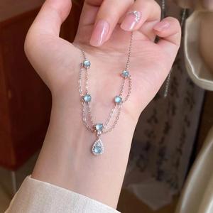 Collar de Plata de Ley S925, Lujoso y Exquisito, con Cadena de Doble Capa, Borla de Gota de Agua Azul Hielo, Collar en Capas Azul Marino de Moda - Product Image 1