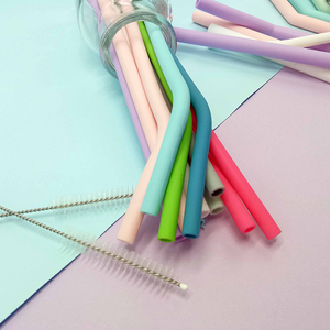 Muestra gratuita de pajita de silicona plegable, respetuosa con el medio ambiente y de grado alimenticio, apta para beber en niños - Product Image 4