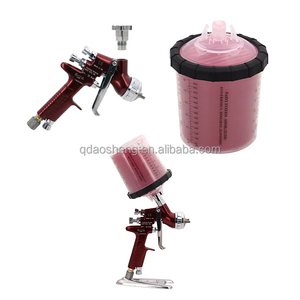 Bicchieri Usa e Getta per Pistole a Spruzzo con Coperchio, Ideali per Pittori Professionisti e Applicazioni di Rivestimento Industriale - Product Image 1