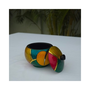 Sản phẩm thủ công mỹ nghệ bán buôn, hộp tròn tráng men họa tiết tùy chỉnh, kích thước trung bình, OEM ODM, hộp đồ trang trí tráng men từ nhà sản xuất Việt Nam - Product Image 3