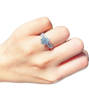 Anillos de Compromiso con Diamantes Cultivados en Laboratorio, Oro Blanco Sólido de 14k, Corte Brillante Redondo Clásico, Certificado IGI - Product Image 1