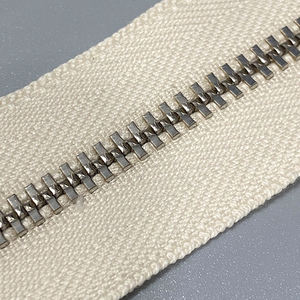 Высококачественная красочная молния Ykk оригинальная хлопковая лента с закрытым концом 4 # Ykk металлическая молния - Product Image 4