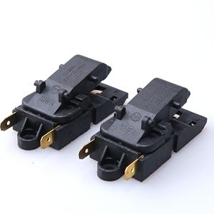 غلاية كهربائية سوداء ، مفتاح بخار رقم 2 ، تحكم عالمي في درجة الحرارة التقليدية (TDS) - Product Image 1