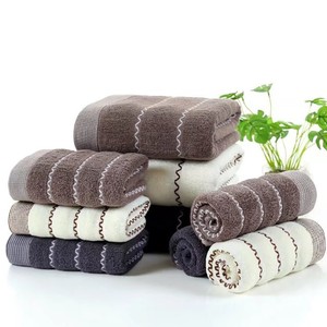 Serviette de bain rayée en pur coton 70x140cm, antimicrobienne, pour usage domestique, rectangulaire, bleu foncé, marron, blanc cassé - Product Image 2