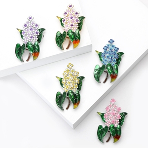 Broches Fleur <span class=keywords><strong>de</strong></span> Lilas <span class=keywords><strong>pour</strong></span> <span class=keywords><strong>Femme</strong></span>, Épingles Émaillées Fleur <span class=keywords><strong>de</strong></span> <span class=keywords><strong>Clou</strong></span> <span class=keywords><strong>de</strong></span> <span class=keywords><strong>Girofle</strong></span> Violette, Broches <span class=keywords><strong>de</strong></span> Mariage et <span class=keywords><strong>de</strong></span> Fête, Épingles <span class=keywords><strong>de</strong></span> Revers, Bijoux Cadeaux - Product Image 1