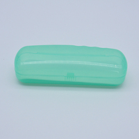Étui à lunettes rectangulaire transparent couleur bonbon en plastique souple, portable et tendance, avec boucle, personnalisable avec logo