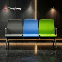 Chaise d'attente modulaire en acier avec accoudoirs et table à thé optionnelle, 1 à 5 places, couleur personnalisable pour gare, hall gouvernemental