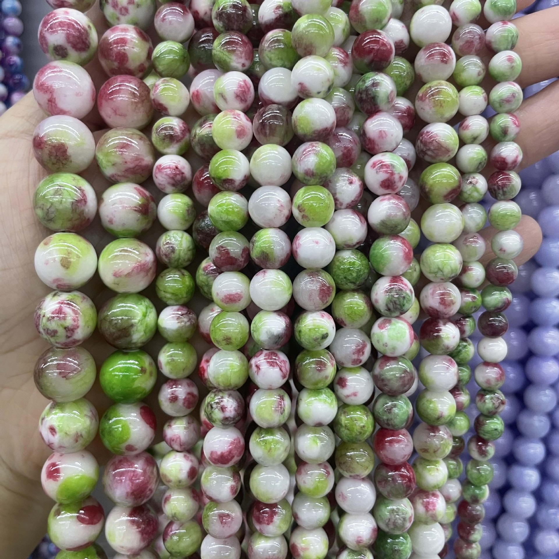 11.Verde chiaro bianco rosso