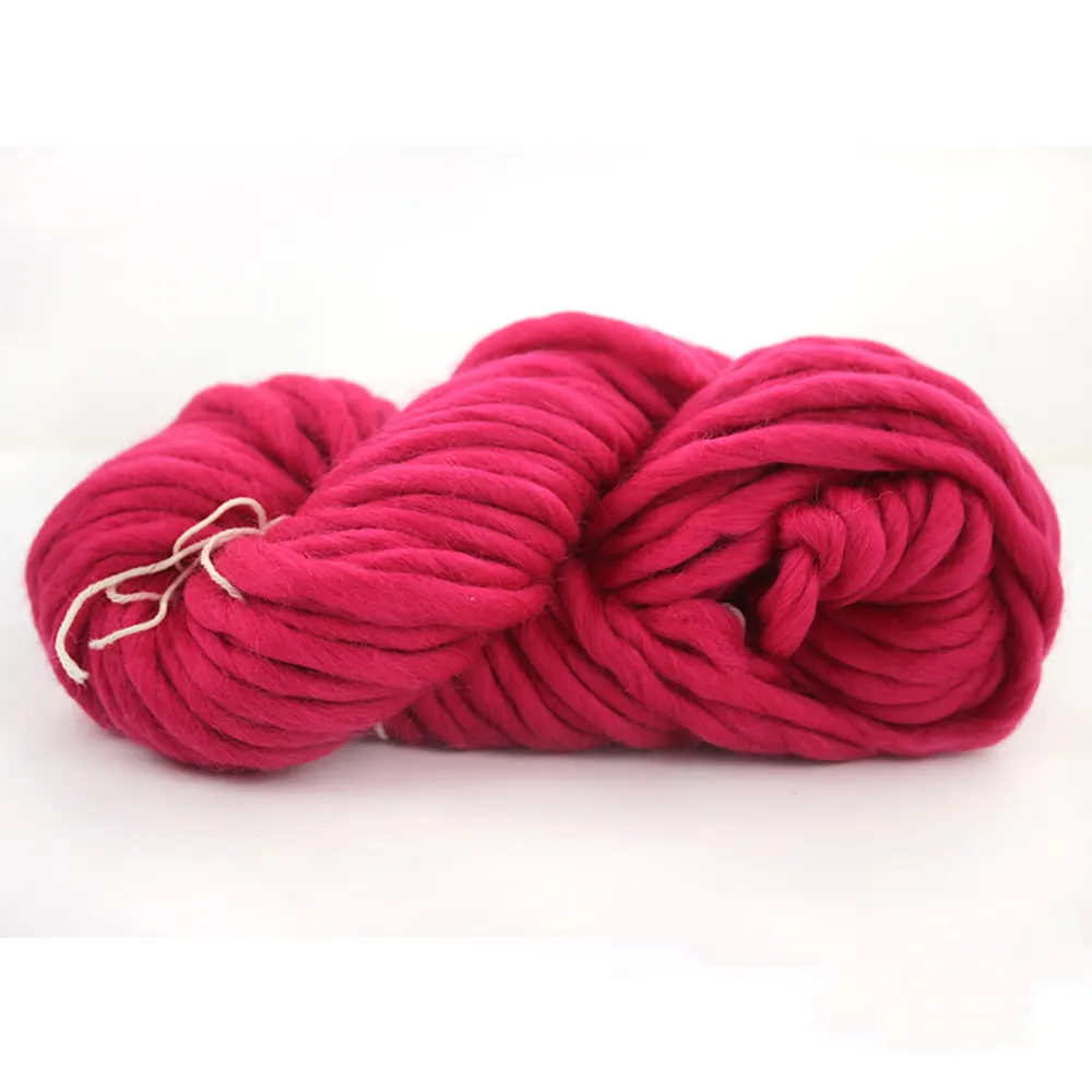 Factory Wholesale And Retail Merino Wool Roving Yarn Wool Yarn For Knitting Natural Colour