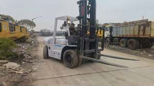 Élévateur DIESEL TOYOTA FD70 de 7 tonnes, chariot élévateur d'occasion du japon, en promotion - Product Image 5