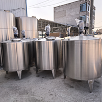 Cuve de mélange en acier inoxydable avec agitateur/mélangeur, utilisée pour les aliments/boissons/cosmétiques
