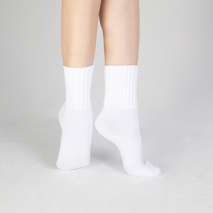 Calcetines hasta la rodilla transpirables y ecológicos Irish Poodle, ultrabajos para yoga y danza clásica - Product Image 2