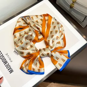 Vente en gros de foulards à cheveux en satin de soie imprimé peinture à l'huile pour décoration de sacs à main accessoires pour cheveux ruban fleur pour femmes dames