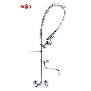 Robinet de pré-évier mural chromé avec douchette flexible, pulvérisateur d'évier commercial pour bars et services de restauration - Product Image 1