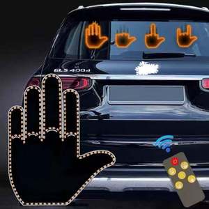 Bande lumineuse LED pour voiture avec télécommande, symbole du geste du majeur, lumière d'avertissement ambre automatique pour freinage, 12V, garantie 1 an - Product Image 1