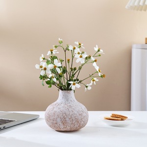 Set <span class=keywords><strong>Moderno</strong></span> di Tre Vasi in Porcellana con Motivo a Quadri, Look Sofisticato Vintage, Elegante Set di Vasi da Tavolo Ecologici - Product Image 5