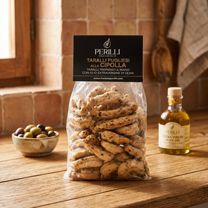 Taralli Apulianos Perilli con Cebolla, Bocadillos de Grano Horneados a Mano, Textura Dura y Salada - Product Image 3