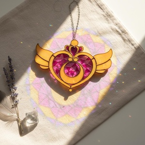OEM ODM Présentoir en acrylique, attrape-soleil en résine Sai Lor Mo sur cœur rose doré, art de fenêtre en acrylique inspiré de l'<span class=keywords><strong>anime</strong></span>, décoration de fille magique, Birt - Product Image 6