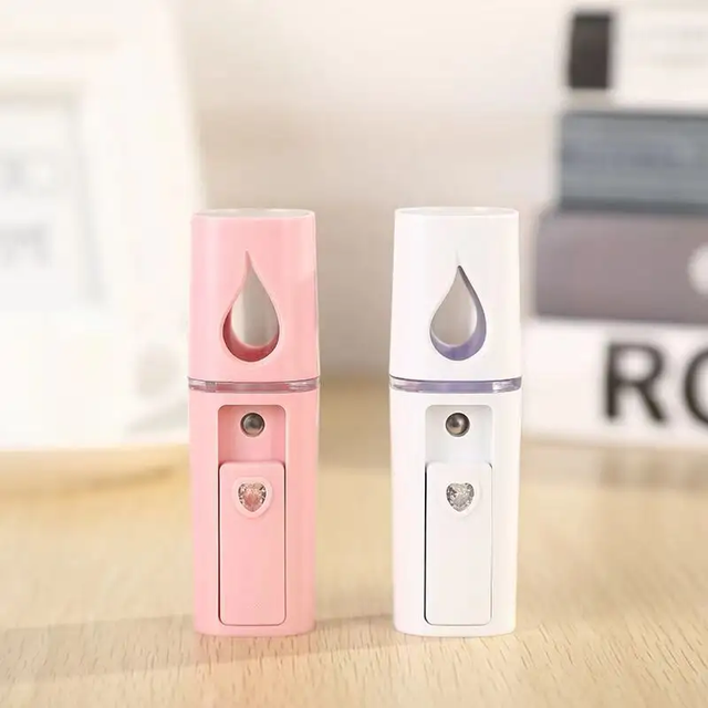 Small Handheld USB Charging Facial Hydrating Moisturizing Nourishing Spray Beauty Nano Steam Care Sprayer