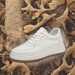 Baskets décontractées blanches pour hommes de haute qualité, rehaussantes, en cuir véritable, à lacets, pour le printemps, l'automne et l'hiver, avec semelle EVA - Product Image 3