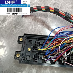 LNHF 21Q7-10910 Arnés de cableado de caja de fusibles para excavadora, piezas compatibles de alta calidad 225-9 R225-9 21Q7-10910 para Hyundai - Product Image 2