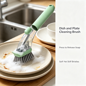 Brosse de nettoyage de cuisine à long manche en plastique avec distributeur de savon et poils en nylon, anti-éclaboussures, pour vaisselle et casseroles - Product Image 3
