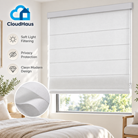 Stores romains plats sur mesure en tissu blanc uni, fonctionnement fluide pour la décoration des fenêtres de la chambre et du salon dans les maisons modernes