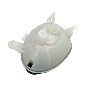 Tanque de Expansión 2055000049 2055000449 para Benz W205 C200 C300, Piezas del Sistema de Refrigeración del Automóvil, Depósito de Refrigerante del Radiador Duradero - Product Image 2