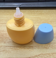 Mini flacon en plastique HDPE mignon et compressible de 30 et 50 ml avec insert et bouchon à vis pour gel pour les mains et crème solaire, soins de la peau