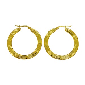 MW Wholesale Boucles d'oreilles créoles Huggies martelées classiques en acier inoxydable plaqué or 18 carats, géométriques et irrégulières pour femmes - Product Image 4