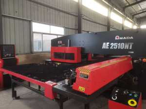 Macchine Utensili di Seconda Mano, Pressa Punzonatrice CNC ad Alte Prestazioni, Macchina Giapponese Usata, Completamente Revisionata - Product Image 2