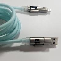 Cable de Datos de Carga Rápida con Pantalla Digital Inteligente de Silicona Líquida Cuatro en Uno de 240 W con Logotipo Personalizado para CarPlay CarLife