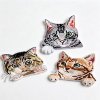 Écussons brodés personnalisés pour les fêtes, thermocollants, Noël, Halloween, badges appliqués pour chapeaux, sacs, vêtements, vente en gros