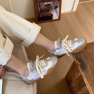 Scarpe basse comode con Logo personalizzato Dropshipping 2025 nuovi stili Casual stile da passeggio scarpe <span class=keywords><strong>rosse</strong></span> da <span class=keywords><strong>donna</strong></span> - Product Image 4