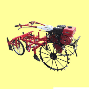 Machine de paillage multifonctionnelle rouge à roues thermiques pour la couverture des lits de culture agricoles - Product Image 2