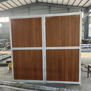 Establo Portátil de Alta Calidad para Caballos, Apto para Granjas e Industrias, con Comedero y Valla para Heno - Product Image 2