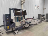Sierra ingletadora CNC automática de doble cabezal de 500 mm para corte de aluminio en cualquier ángulo