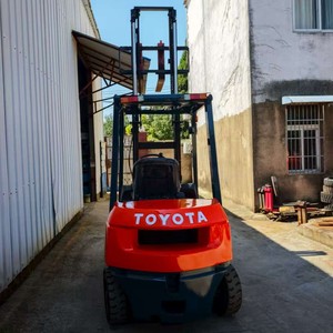 Montacargas TOYO 7FD20 7FBR20 Usado con Mástil de 3m, Diésel. Montacargas <span class=keywords><strong>TOYOTA</strong></span> FD100 <span class=keywords><strong>FD80</strong></span> 8FD30 8fd25 8fd50 2t Usado en Venta. - Product Image 6