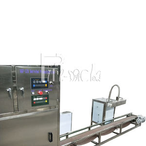 Línea de llenado de botellas de galón, incluye cepillo decapador, lavado de cuello, etiquetado e impresora, planta completa, 100BPH / 200BPH - Product Image 4