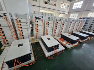 Трехфазная гибридная система Growatt 100 кВт, система хранения энергии 512 В 665,6 В, гибридная система хранения солнечных батарей, 50 кВт - Product Image 6