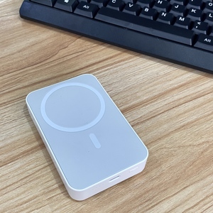 Sạc không dây mini di động 5000mAh tích hợp nam châm, cổng Type-C, sạc nhanh 20W, pin LI-Polymer, cục sạc dự phòng cho điện thoại - Product Image 6