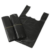 Vente directe d'usine - Sac de transport en plastique noir personnalisé pour t-shirt avec impression pour les courses au supermarché