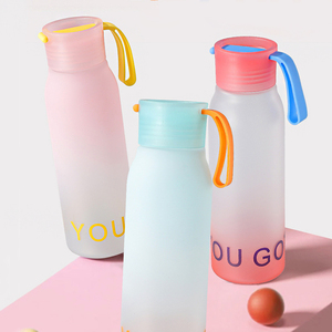 Nouvelle Sangle de Transport Élégante pour Gobelet <span class=keywords><strong>PC</strong></span>, Finition Givrée Mate Moderne et Minimaliste, Bouteille Sport Portable, Compatible Lave-Vaisselle, 580ml - Product Image 1
