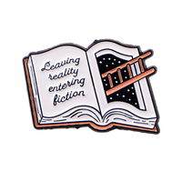 Épingles en émail et broches pour chapeau et revers, motif 'Quittant la réalité pour entrer dans la fiction', pour femmes, accessoires de mode, cadeau pour lecteur