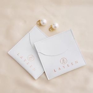 Wholesale <b>White</b> Pink Jewelry Storage Organizer Pouch Beige 8*8cm Pu Leather Bags <b>Envelope</b> Jewelry Pouch - Product Image 2