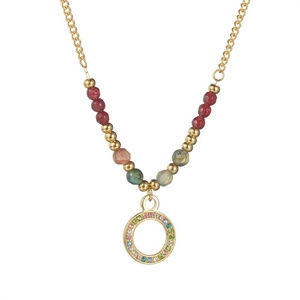 Collier ras du cou vintage en acier inoxydable plaqué or 14 carats avec chaîne perlée de cristaux et pendentif rond en zircon coloré - Product Image 1