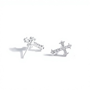 Wholesale DEF Color VS VVS Clarity Lab Grown Diamond Cross Stud Earrings 10K 14K 18K Solid Gold Minimalist Cross Stud Earrings - Product Image 5