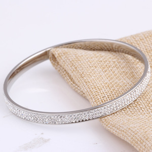 Conjunto de Pulsera y Anillo de Acero Inoxidable con Incrustaciones de Diamantes de Imitación, Joyería de Moda, Diseño Redondo de 5MM, Ideal para Regalo - Product Image 5
