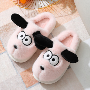Chaussons d'intérieur en fourrure de chiot animalier de dessin animé pour femmes, pantoufles d'hiver douces en coton thermique légères pour parents et enfants, confortables - Product Image 6